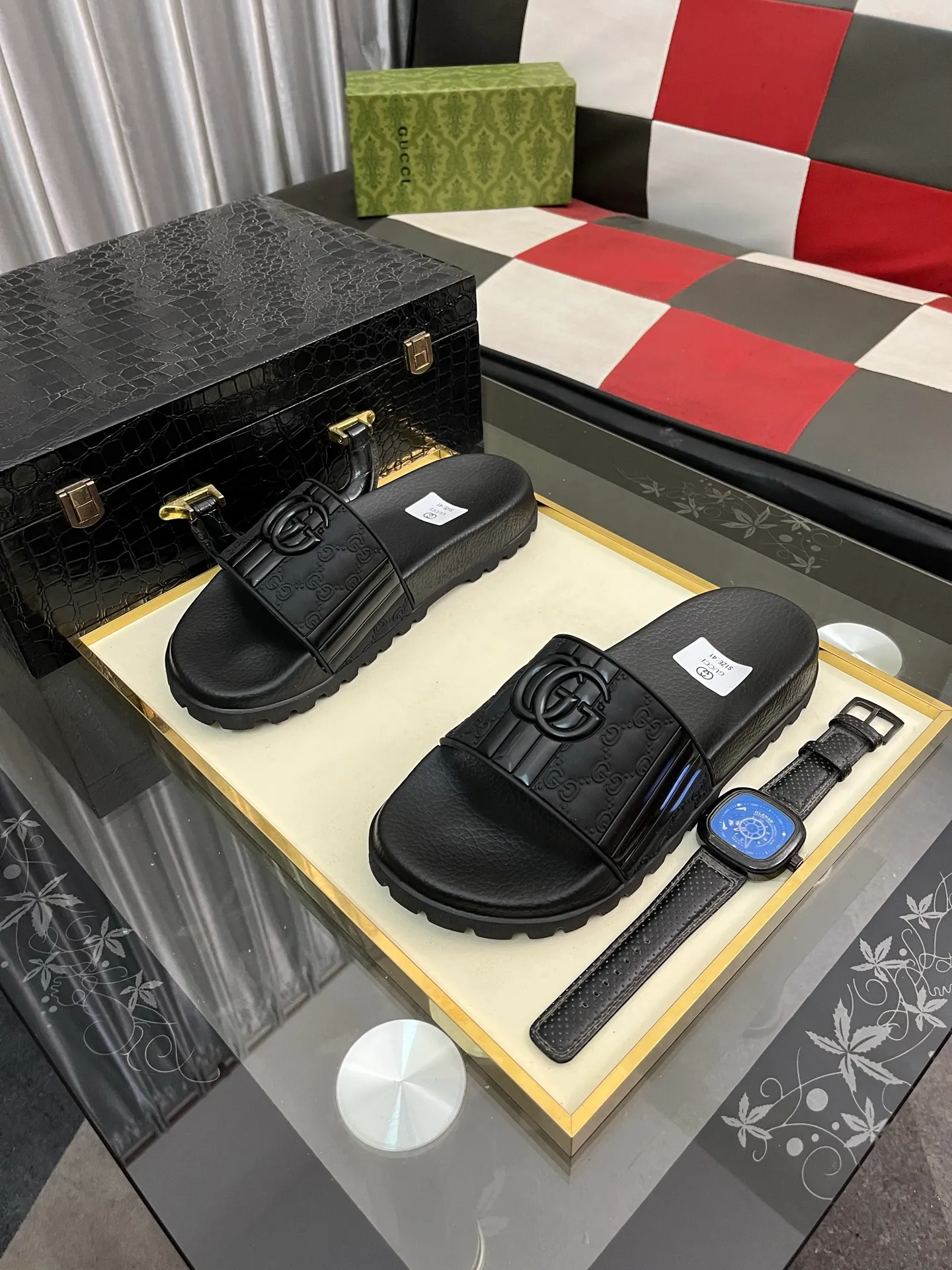 Men's men's shoes💰260⌚️⌚️ＧＵＣＣＩ.Gucci.Official website 1:1 popular slippers hot sale! Original original material 🩴 SIZE: 38-46 (45.46 non-refundable)